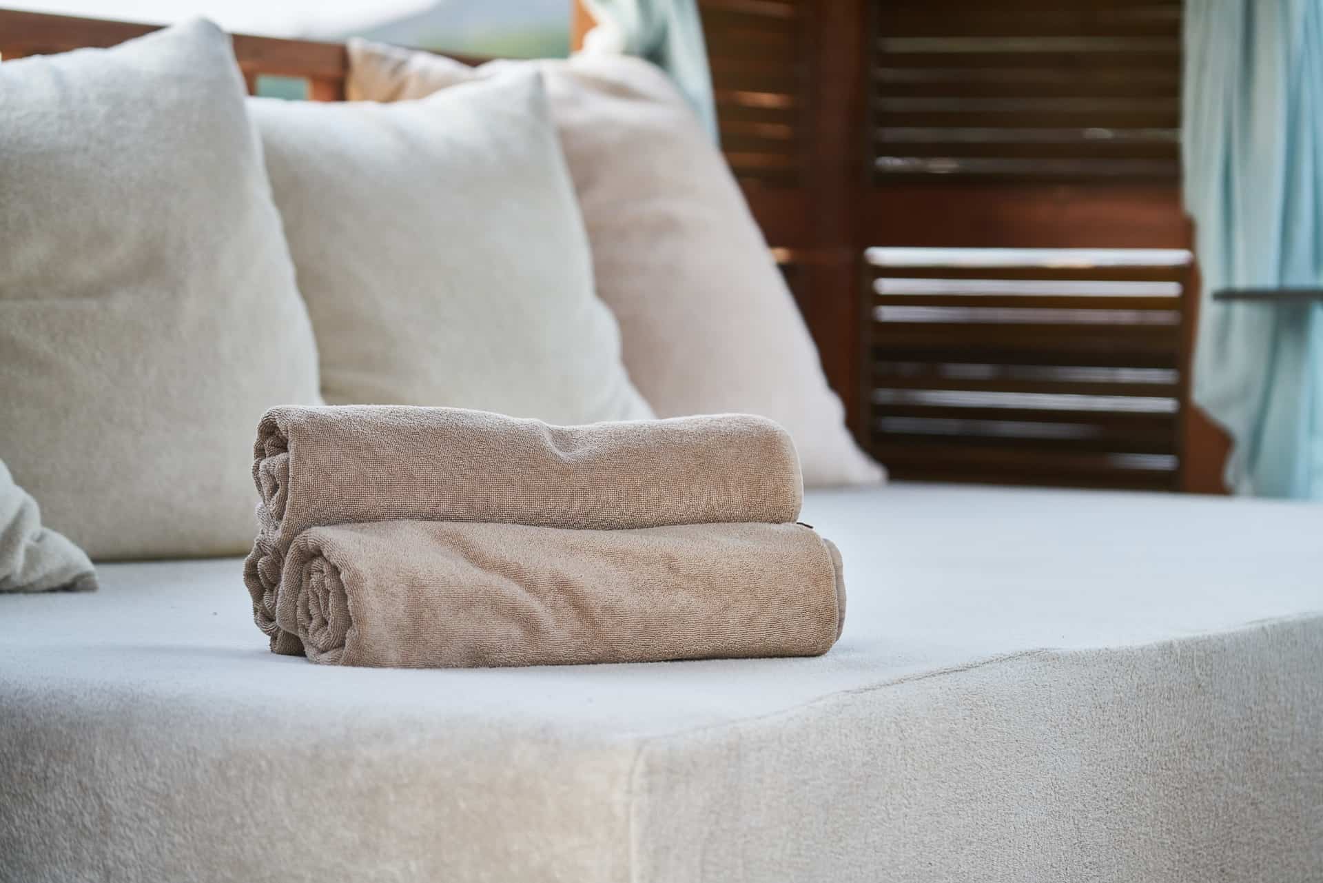 4 Idee per goderti al meglio la tua Casa Rendi la tua casa confortevole con i tessuti